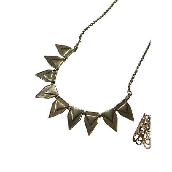 Mixed Lot Of 16 Goth Jewelry Pieces - Picture 6 of 8